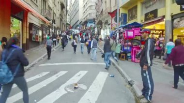 İnsanlar şehrin sokak 