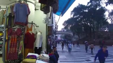 İnsanlar şehrin sokak 