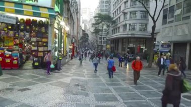 Alışveriş Bölgesi 'nde Alışveriş Torbası ve Pedestrian