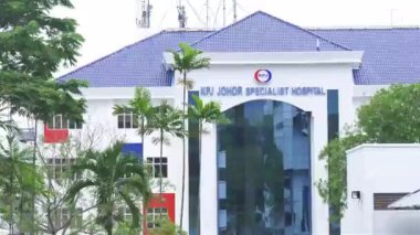 Johor Hastanesi - Eller tutulur