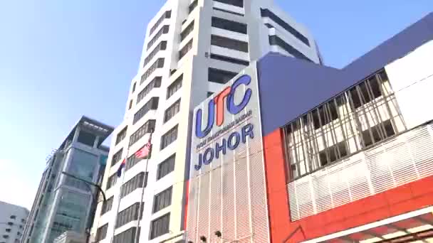 Μεγάλο Κτίριο Utc Μαλαισιανή Σημαία — Αρχείο Βίντεο