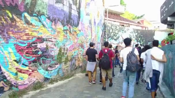 Besökare Aktivitet Plats Full Graffiti — Stockvideo