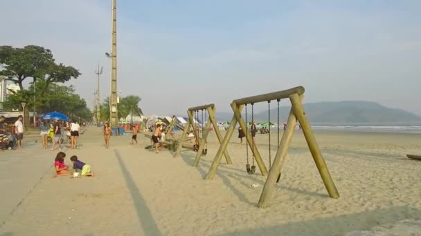 Crianças Brincando Juntas Parque Infantil Praia Movendo Para Direita Para — Vídeo de Stock