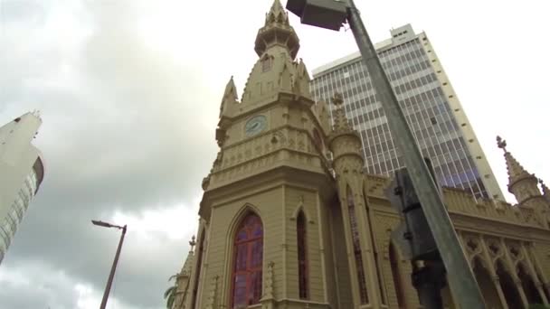 Widok Przodu Stary Żółty Kościół Centrum Belo Horizonte — Wideo stockowe