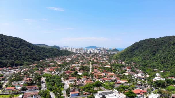 Beautiful Small Beach City Green Mountains Brazil Aerial Static — стоковое видео