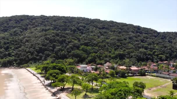 Beautiful Small Beach City Green Mountains Brazil — Vídeo de stock