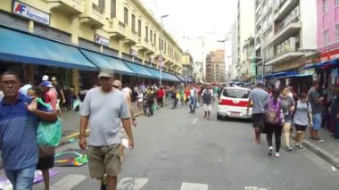  Farklı İnsan Türleriyle Dolu Bir Yol