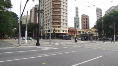  Zebra geçiş şehrin insanları