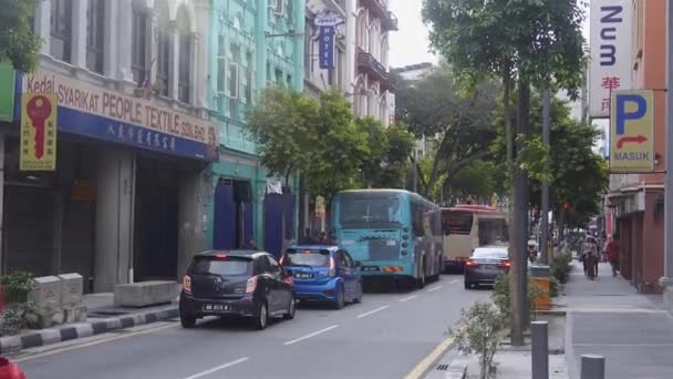 Multidão Veículos Com Carros Ônibus Motocicleta Malásia — Vídeo de Stock