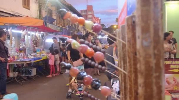 Street Food Candie Φρούτα Στη Melaka Jonkar Street — Αρχείο Βίντεο