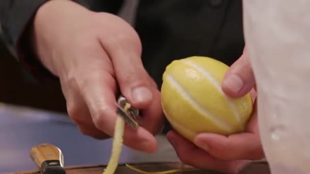 Carefully Peeling Lemon Close — Stock video