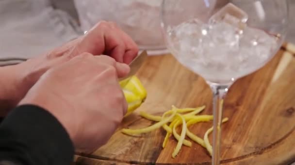 Cut Thin Lemon Knife — Vídeo de Stock