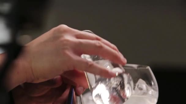 Yuzu Gin Tonic Drink Background Close — Videoclip de stoc