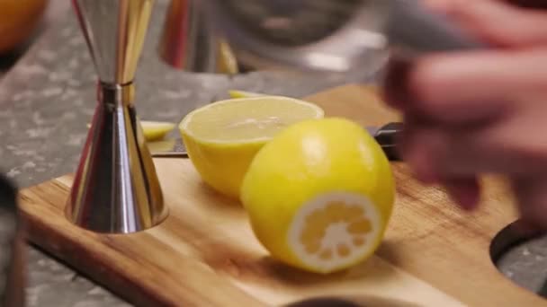 Put Lemon Iron Squeezer — Stock videók