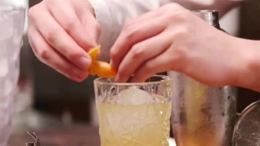 Garnitür olarak Portakal Kabuğu - Kapat.