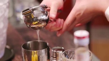 Limonu Güçle Sıkıştır - Kapat