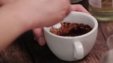 Çikolata Çözümünü Karıştırmak