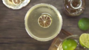 Garnish Lime Dried On Yellow Drinks - Pull Focus