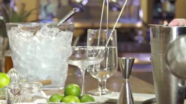 Pouring Liquid While Filtering - Static