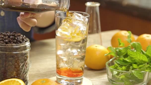 Add Black Water Syrup Ice Glass Static — Video Stock