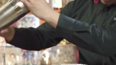 Shake The Iron Shaker - Close Up