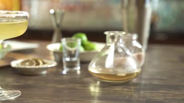 Final Result Lime Beverage Garnish Powder Pan Right Left — Vídeo de stock