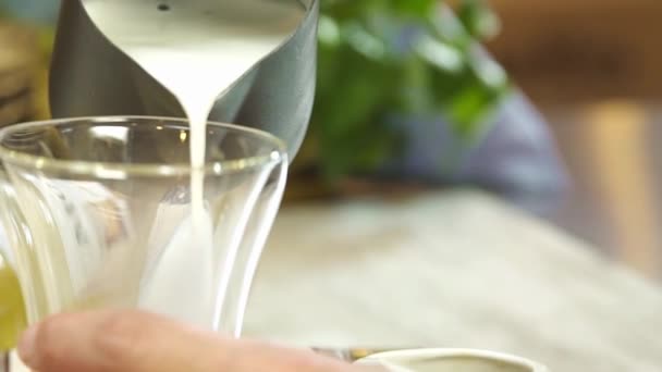 Pour Glass Milk Close — стоковое видео