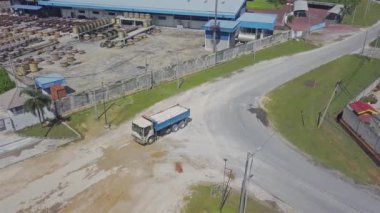 Bir yük taşıyan Lorry 'nin üst görüntüsü
