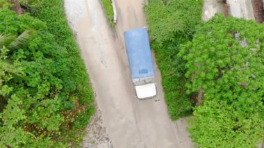 Bir yük taşıyan Lorry 'nin üst görüntüsü