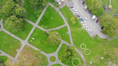  Eğlence parkı bisikletçi yolunun en üst görüntüsü - Dolly Ters