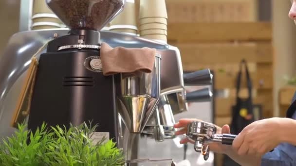 Woman Putting Cloth Top Coffee Machine Static — Stock Video