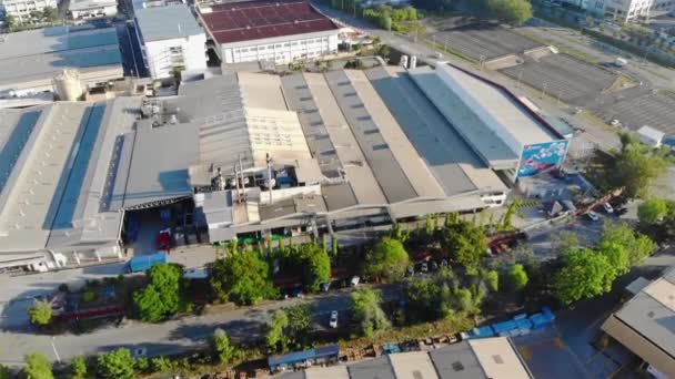 Vista Superiore Del Tetto Della Fabbrica Del Parcheggio Dipendente — Video Stock