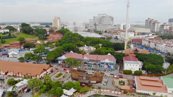 Mid Day Clear Skies Looking Melaka Aerial Shot Pan Right — стоковое видео
