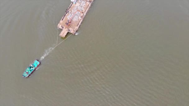 Tugboat Tirando Barco Barcaza Río Verde — Vídeos de Stock