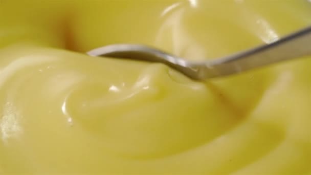 White Vanilla Bean Icing Drizzled Scooped Extreme Close Shot — Vídeo de Stock