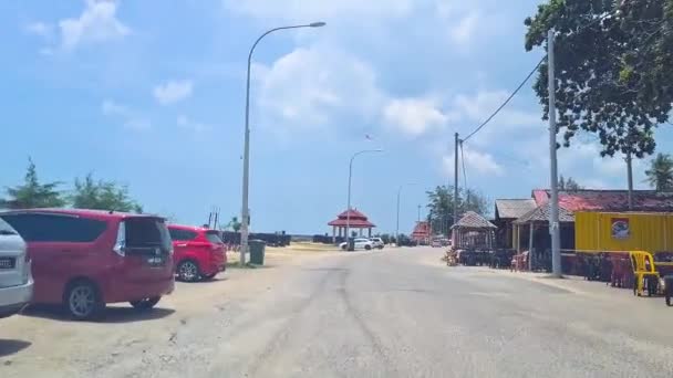 Clear Bright Day Beach Driving Small Street Sheds Side — Stock Video