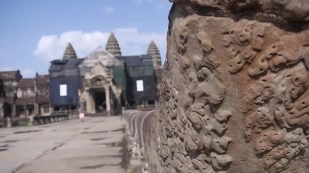 Parede Rocha Caminho Templo Construção Rocha Slide Forth Volta — Vídeo de Stock