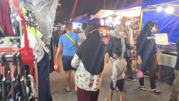 Drukke Nachtmarkt Maleisië Tijdens Covid Pandemie Breed — Stockvideo