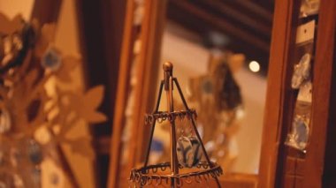 Eşsiz Mücevher Parçalarıyla Altın Mücevherler Sergileniyor