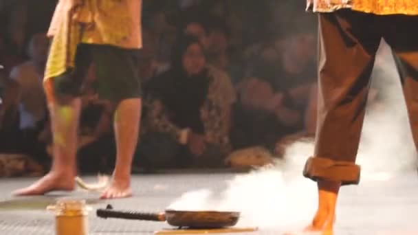 Kuda Lumping Performance Penang Close 도우미들 — 비디오