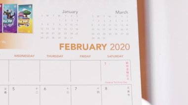 Takvim sayfası Şubat 'tan Mart 2020' ye çevriliyor - kapat