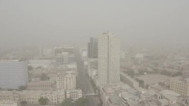 Chunrigar Yolu 'nun havadan görünüşü Karachi - Soldan Hareketli - Düz Yamaç