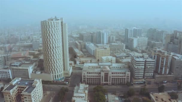 Front Aerial View Chunrigar Road Karachi Dolly Forward — Stock Video