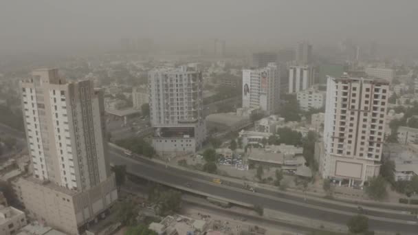 Wide Aerial View Building Road Karachi Flat Dolly Back — Stock Video