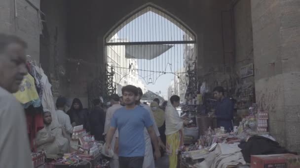 Mparatoriçe Pazarı Karachi Tezgahları Olan Ana Kapı — Stok video
