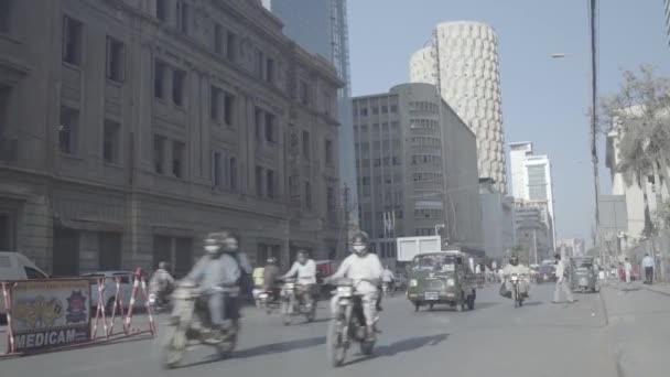 Circulation Sur Route Principale Chundrigar Karachi Angle Latéral — Video