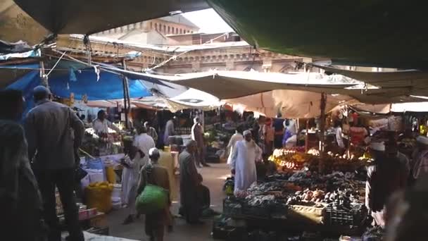 Front View Busy Empress Market Karachi — Stock Video