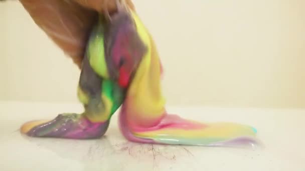Slime Πολλά Χρώματα Αναμειγνύονται Μεταξύ Τους — Αρχείο Βίντεο