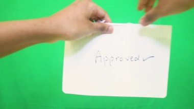 Yırtılan Kağıt Sözcükleri - Onaylandı