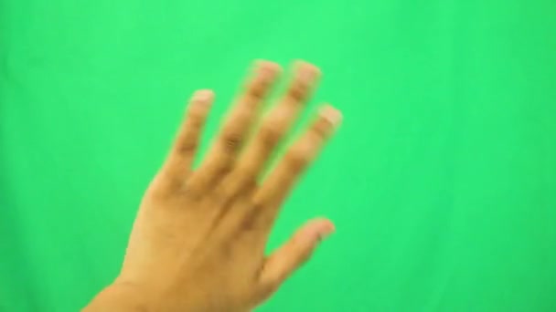 Зблизька Жінка Робить Жести Руками Зеленому Тлі Розмахує — стокове відео